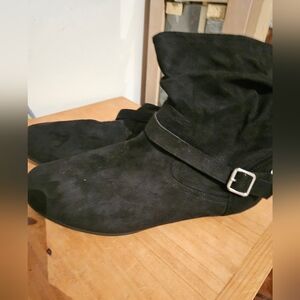 Torrid black boots Size 13